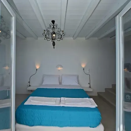 Amphitrite Deluxe Sea View Suites * 圣约阿尼斯